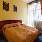Hotel Zoloto Karpat 3*