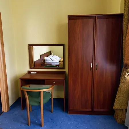 Zoloto Karpat 3* Stryi