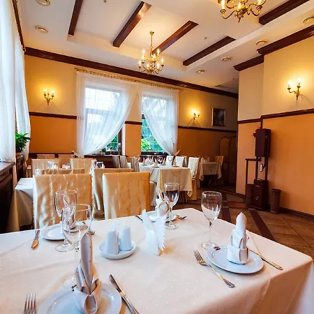 Hotel Zoloto Karpat 3*