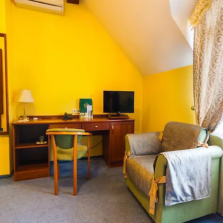 Zoloto Karpat 3* Stryi