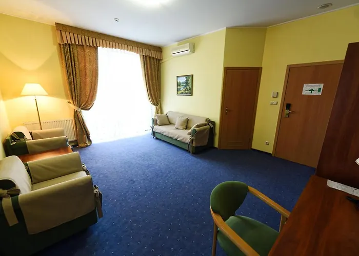 Hotel Zoloto Karpat 3*