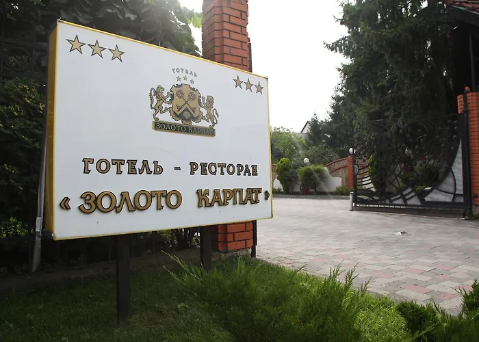 Hotel Zoloto Karpat 3*