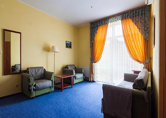 Zoloto Karpat 3* Στρίι