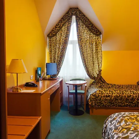 Zoloto Karpat 3* Stryi